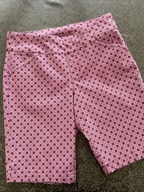 Jag Women’s Pink Patterned Stretch Shorts